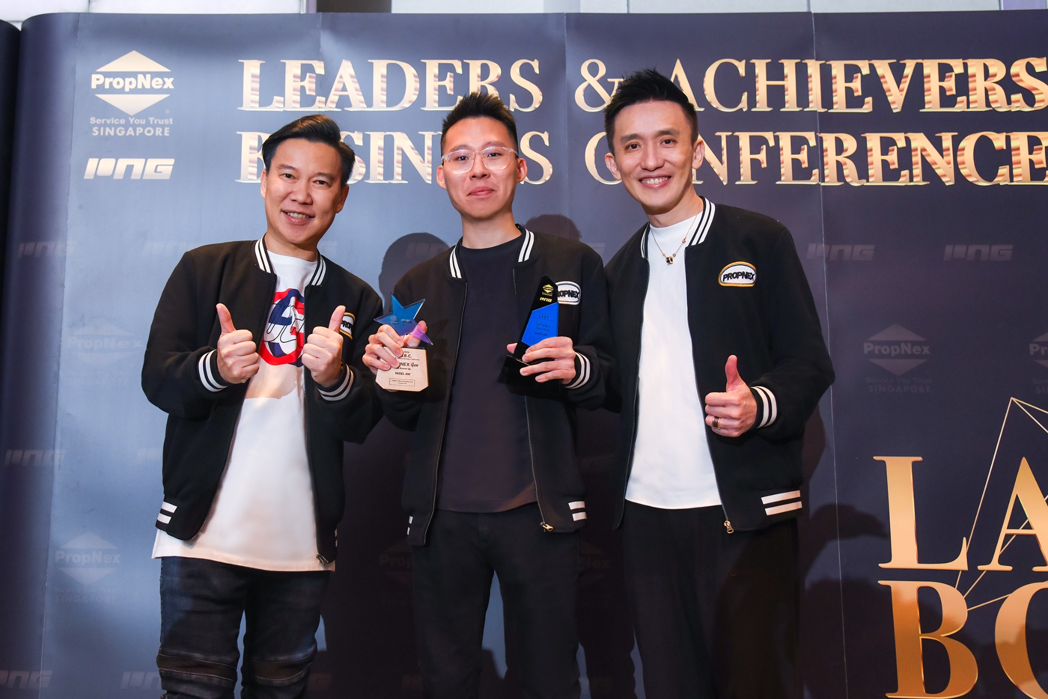 Nigel Aw with PropNex leaders at Leaders and Achievers Business Conference